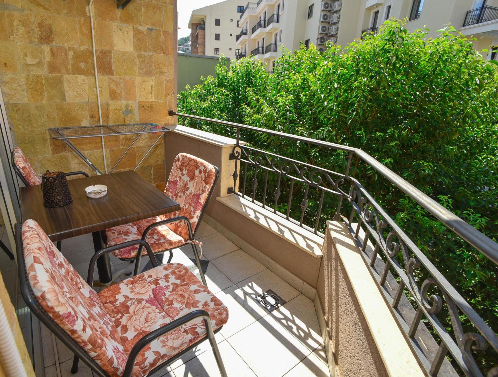 Apartment Golden Lavender Budua Esterno foto